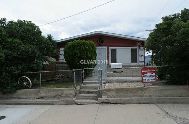 1st image of 1100 11th St E