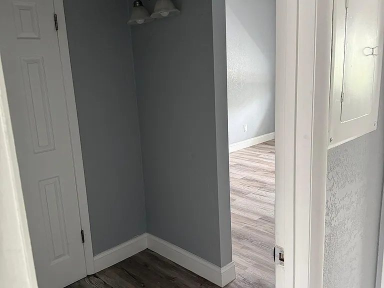 600 N Grove St #10 — Photo 16