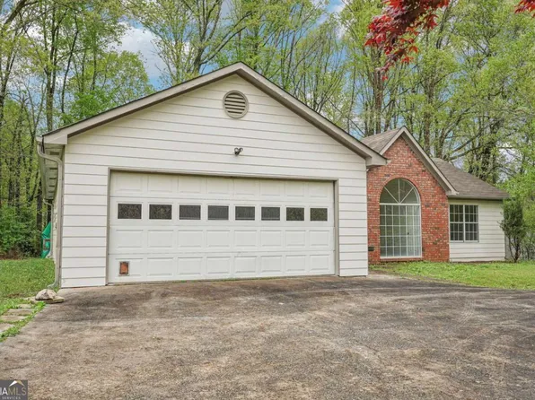 3719 Bomar Rd, Douglasville, GA 30135