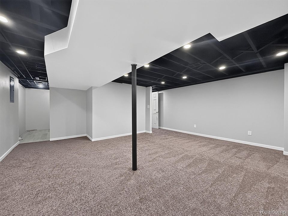 3103 Ferncliff Ave, photo 29