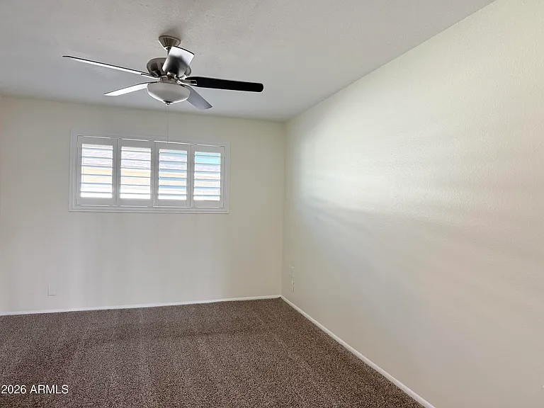 10217 W Mission Ln — Photo 12