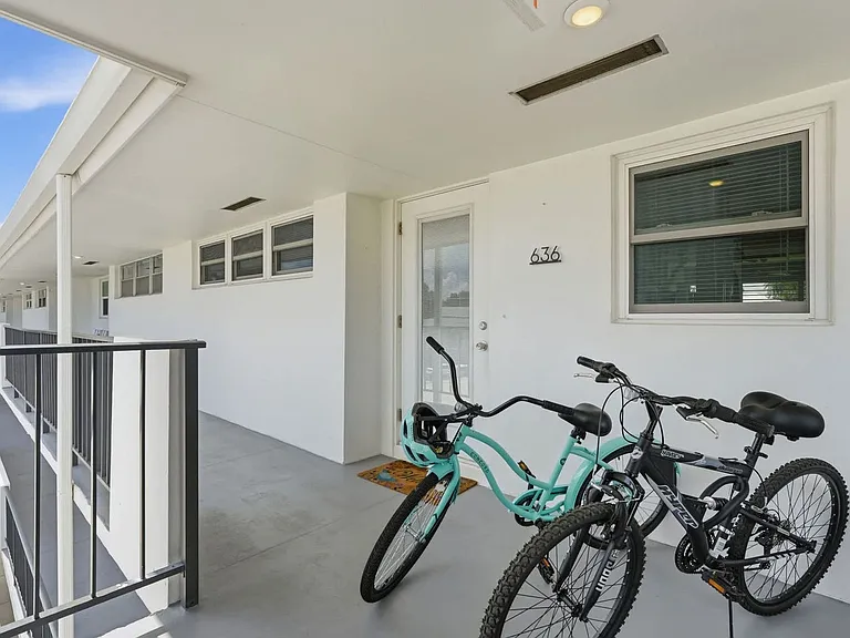 636 Broad Ave S #3-ID1602672P — Photo 14