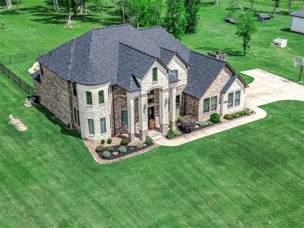 33207 Blue Marlin Dr, Richwood, TX 77515