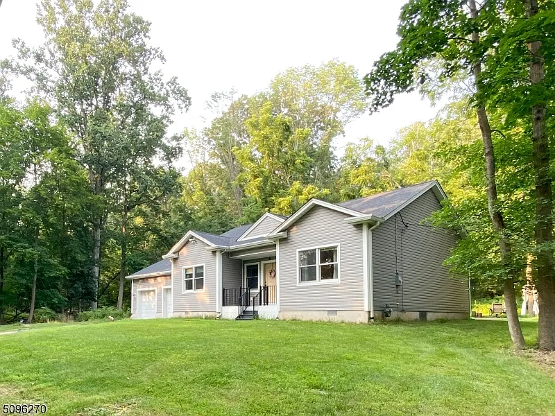 6 Moiyas Rd, Wayne, NJ 07470 — Photo 1