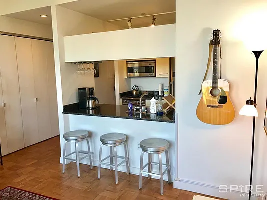 Rented by Leiter Realty Group LLC | media 6