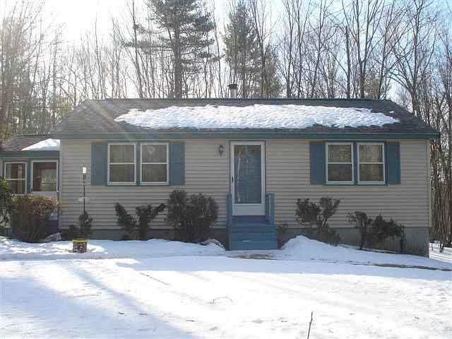 2nd image of 22 Higgins Ave