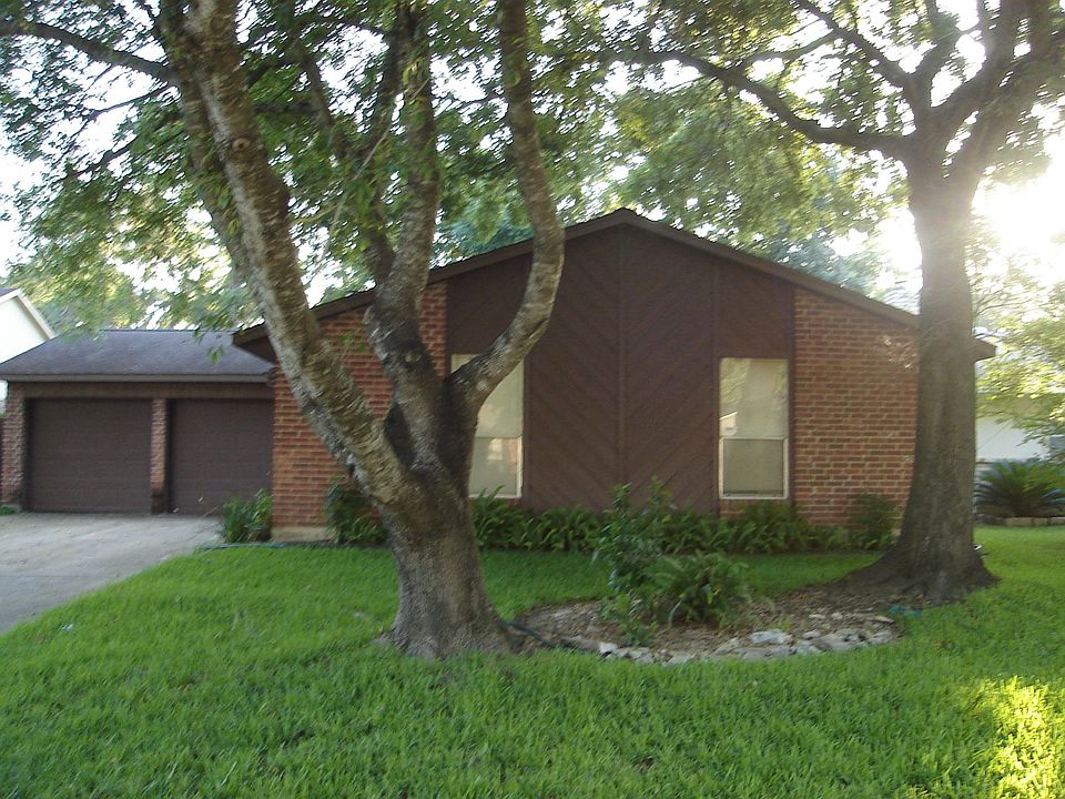 1st image of 14418 Cypress View Dr