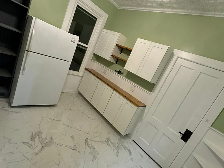 151 Beech St — Photo 21