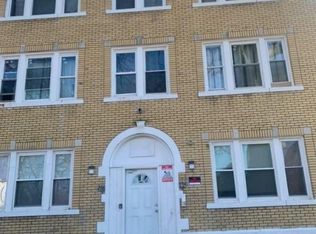 204 Magnolia St #1, Hartford, CT 06112