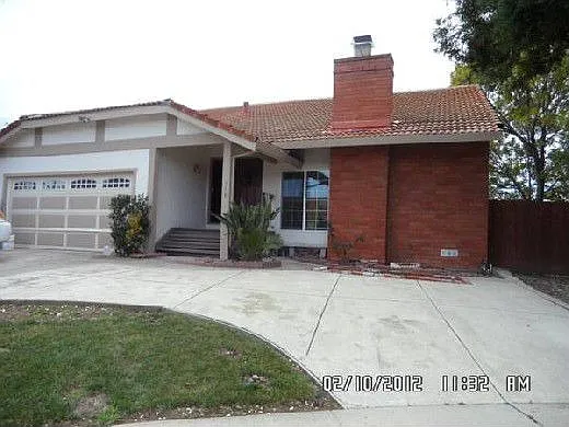 718 Olivewood Ct photo 1