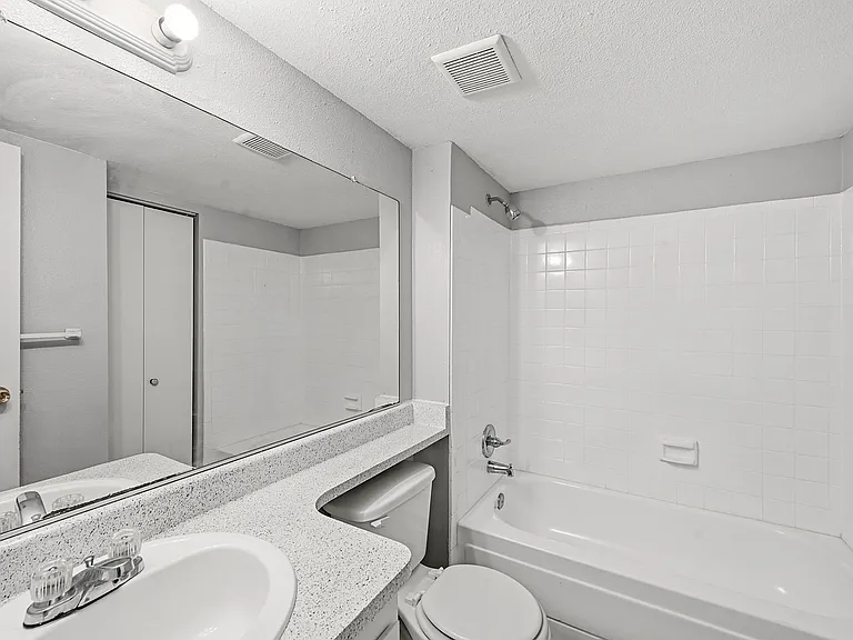 18064 E Ohio Ave #102 — Photo 8