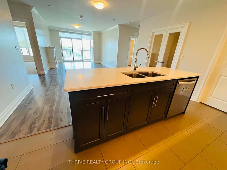 260 Villagewalk Blvd #707 — Photo 6