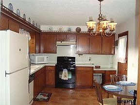 3rd image of 105 Waldo Cir