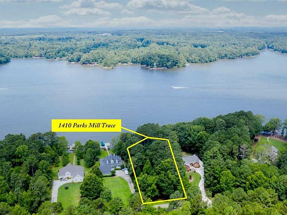 3rd image of 1410 Parks Mill Trce