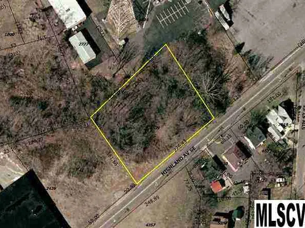 425 Highland Ave SE, Hickory, NC 28602