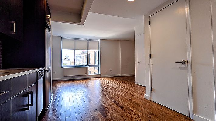 1st image of 260 W 26th St APT 6C