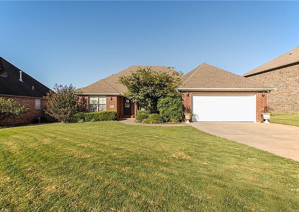1st image of 3752 Glenwood Springs St