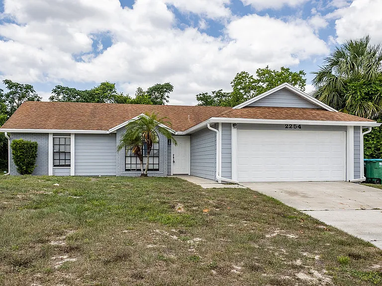 2254 Matthew Cir — Photo 1