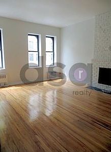 2nd image of 151 W 87th St APT 2A