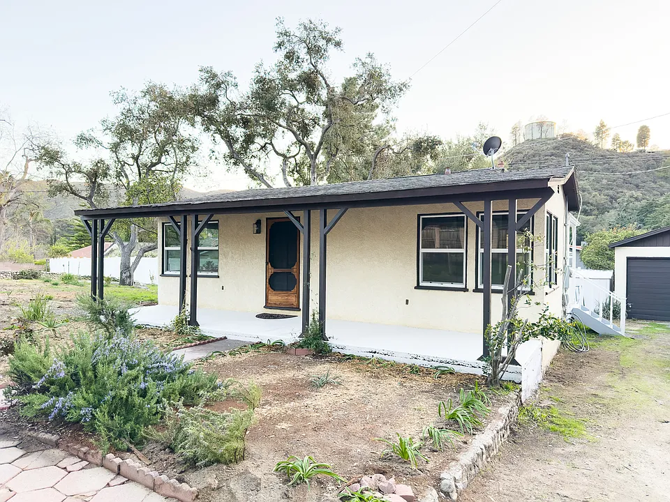 6488 Alta Gracia Dr