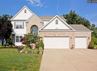 2804 Saddle Crk, Avon, OH 44011