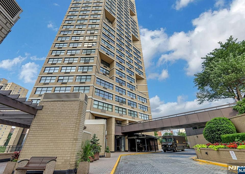 1st image of 7000 Boulevard East APT 39G