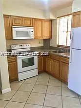 6045 NW 186th St #116 — Photo 8