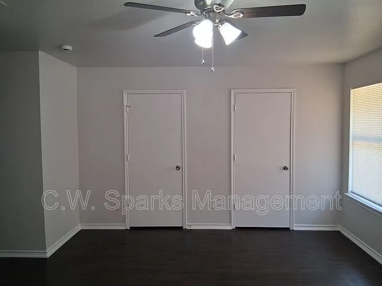 13651 Biggs St — Photo 4