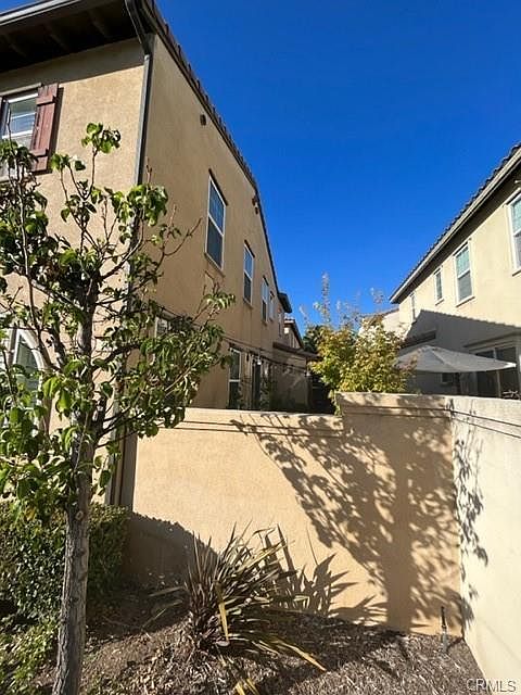 1st image of 286 W Sparkleberry Ave