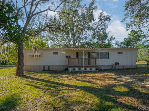 4810 W Blackridge Ln, Homosassa, FL 34446