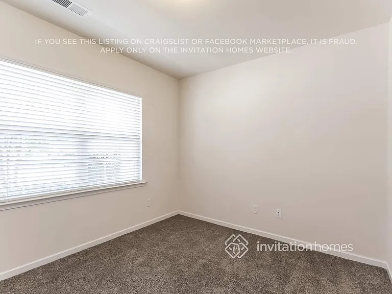 141 Lassen Ln — Photo 13