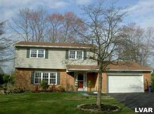 1380 Hickory Rd, Macungie, PA 18062