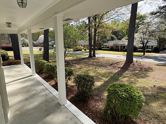 4th image of 765 Henderson St