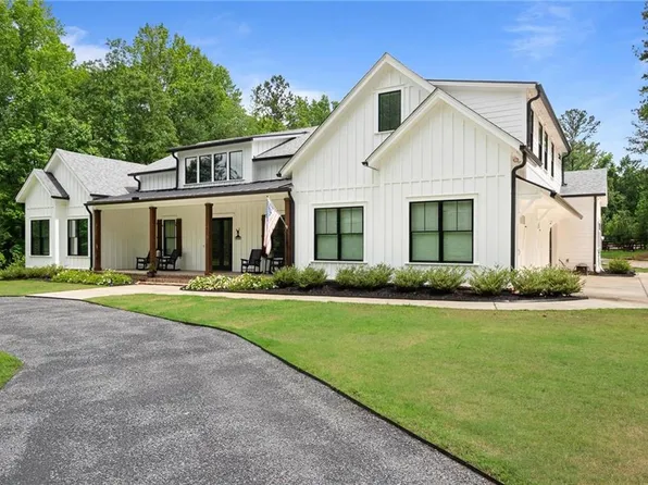 1230 Blalock Lakes Dr, Newnan, GA 30263