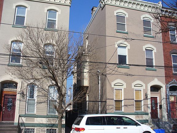 1934 - 1936 N 7th Street