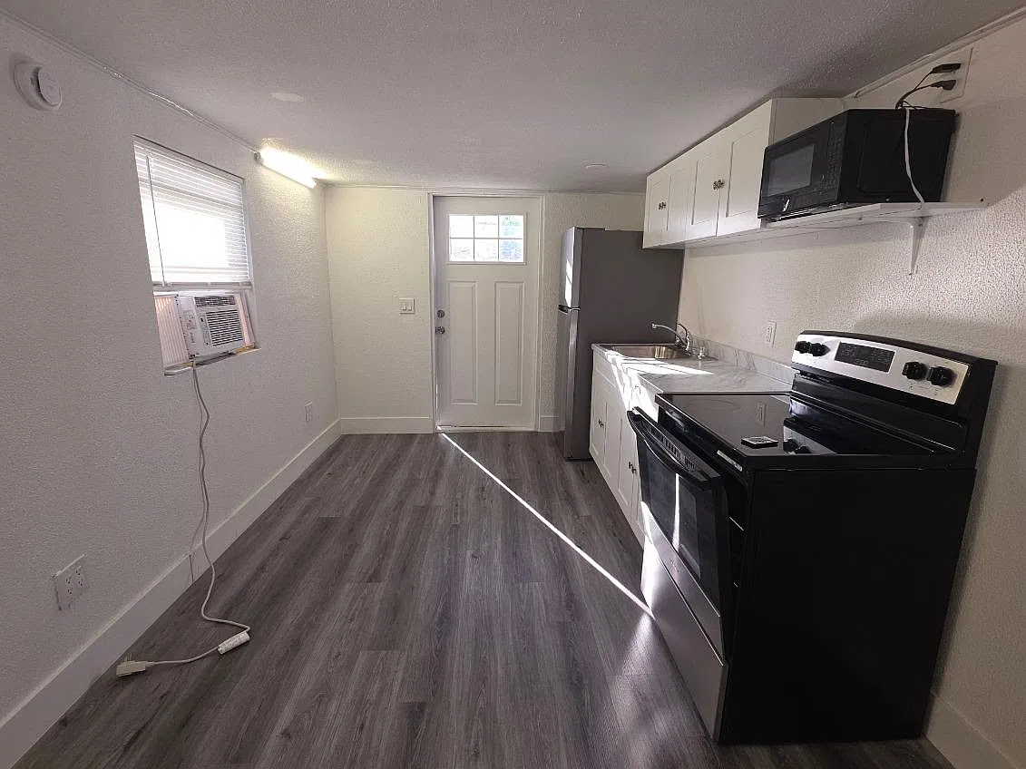 1 bed, 500 sqft, $1,250 — Photo 2