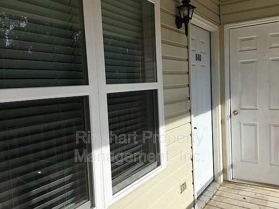 2nd image of 840 Iredell St