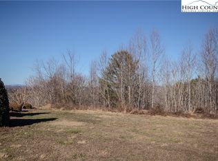 702 SE Chatsworth Street, Lenoir, NC 28645