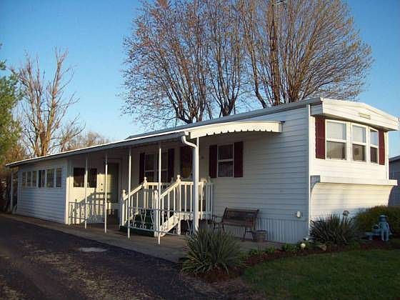 1st image of 94 Lakeview Ct
