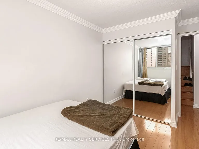 11 Wincott Dr #11 — Photo 21