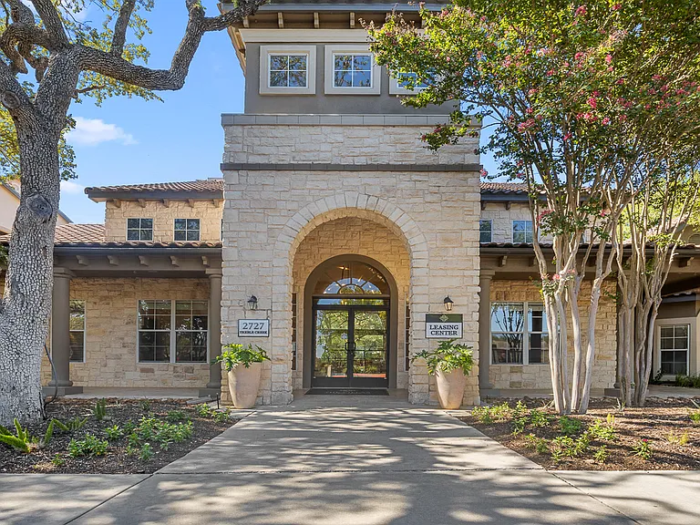 Villas at Rogers Ranch — Photo 23