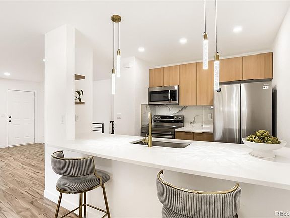 4th image of 3722 S Granby Way