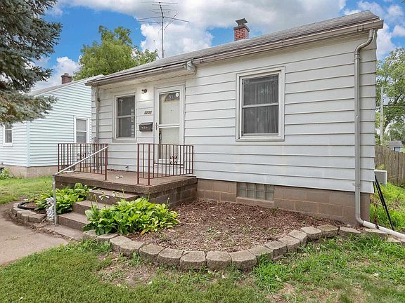 2nd image of 3231 Sunnyside Ave
