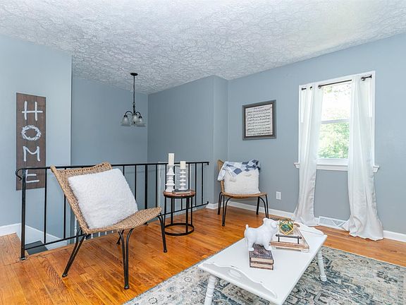 5th image of 1327 Gilmore Cir