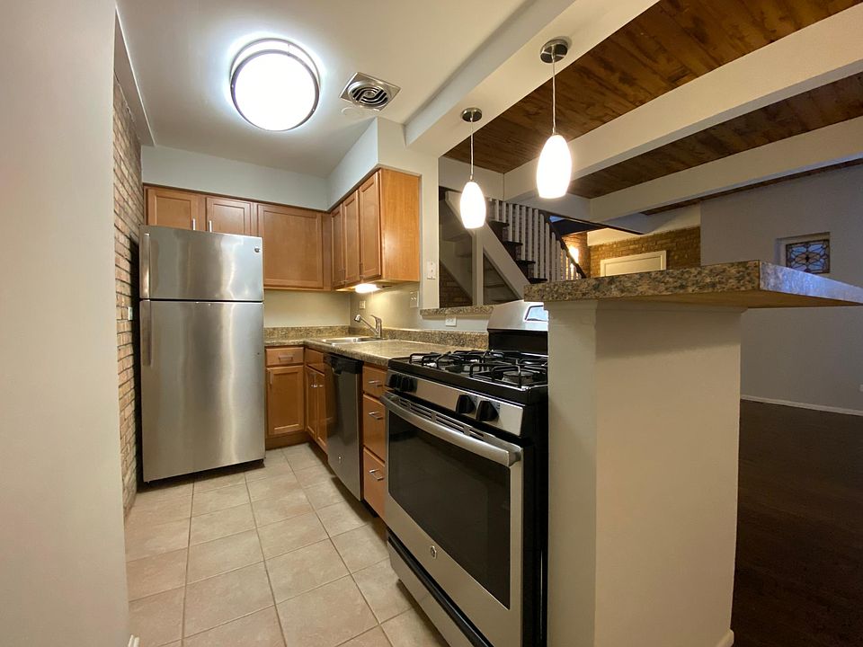 1st image of 2714 N Mildred Ave #563a462cf