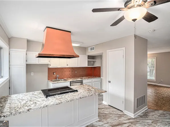 3075 Colonial Way, Atlanta, GA 30341