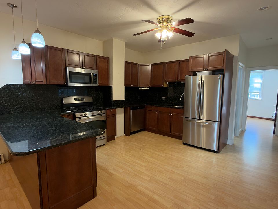 1st image of 791 Saratoga St Floor 2