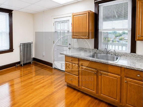 3rd image of 244 Osborn St #4