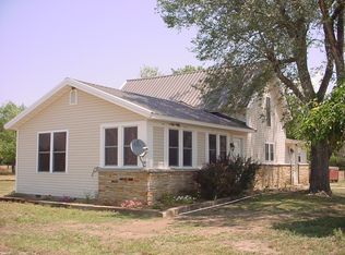 27115 S 2075 Rd, Sheldon, MO 64784