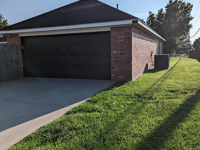 7501 Sheldon Rd — Photo 18
